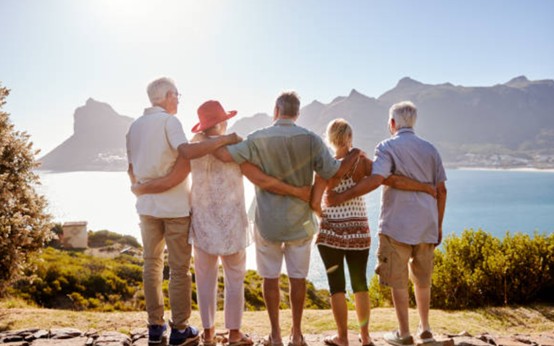 適合行動不便老人出國