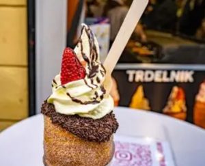 捷克必買零食5. Trdelník 煙囪捲